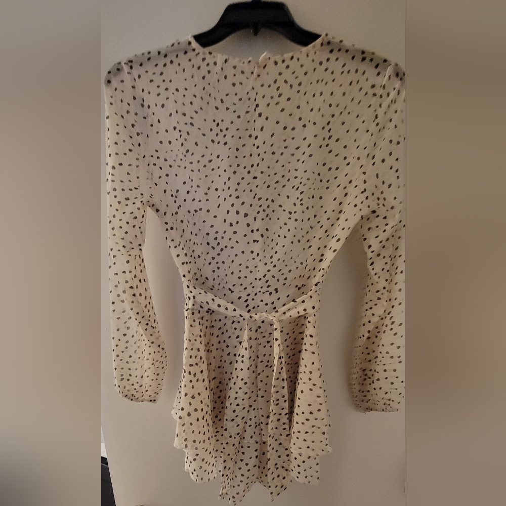Romper Size Small - Picture 2 of 2